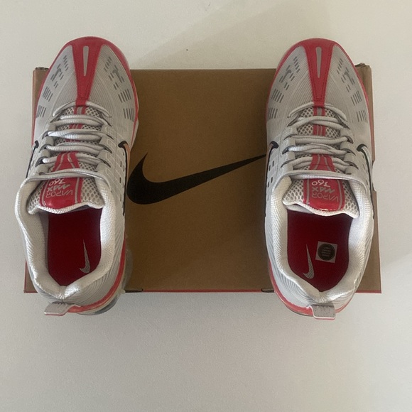 Nike Air VaporMax 360 Men’s Size 8/Women’s Size 9.5 - Picture 6 of 8